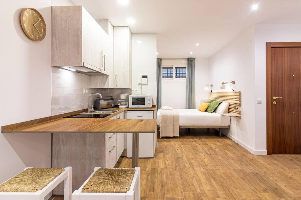 Malagueta Apartments Málaga Esterno foto